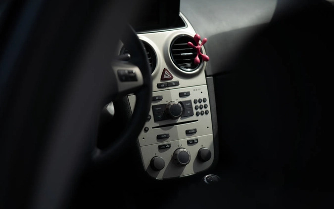 Opel Corsa cena 9200 przebieg: 199000, rok produkcji 2008 z Pieniężno małe 232